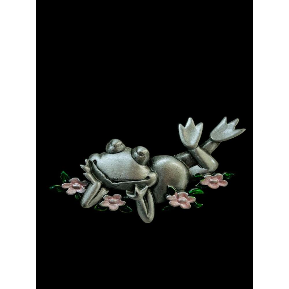 Vintage Signed JJ Jonette‎ Pewter Smiling Frog on Flowers Brooch Pin 2.5"